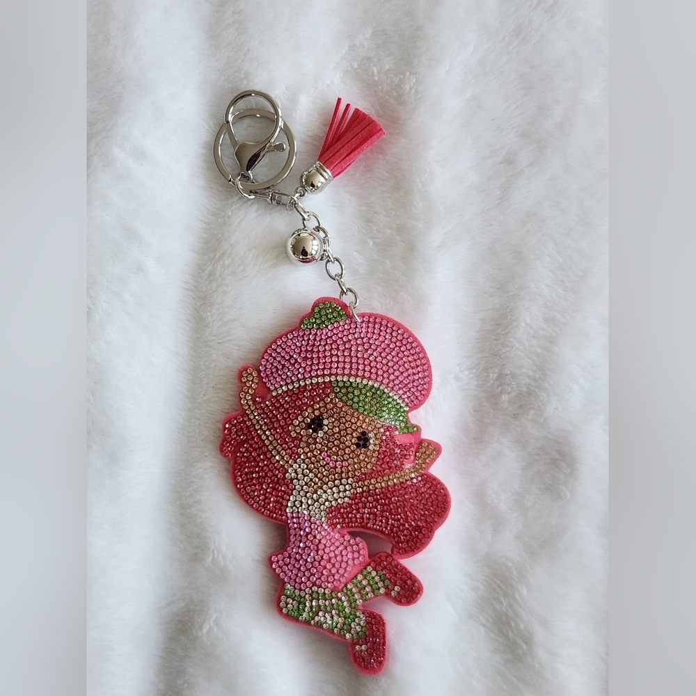 Strawberry Shortcake Pink and Silver Rhinestone Keychain Accessory Bag Charm - Picture 1 of 3